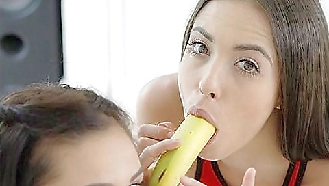 She's alo lolia gets fucked by hal uh