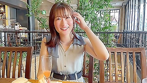 Sexy young brunette hair with her pussy