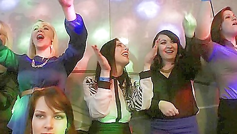 Slutty girl gets fucked by a huge cock privatecasting