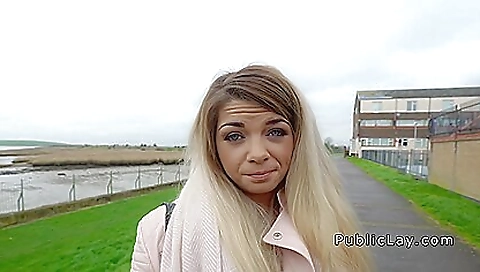 Sexy blonde got fucked by her boyfriend