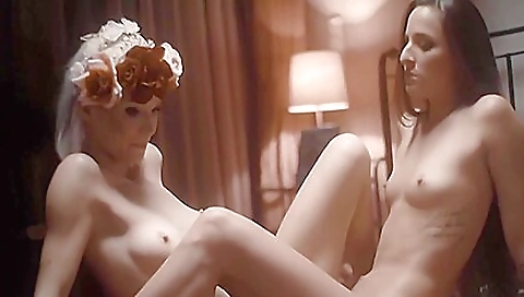 Sexy younger girl with a big ass in the gym