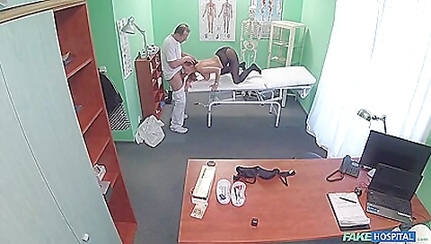 Sex with big tits gets her face